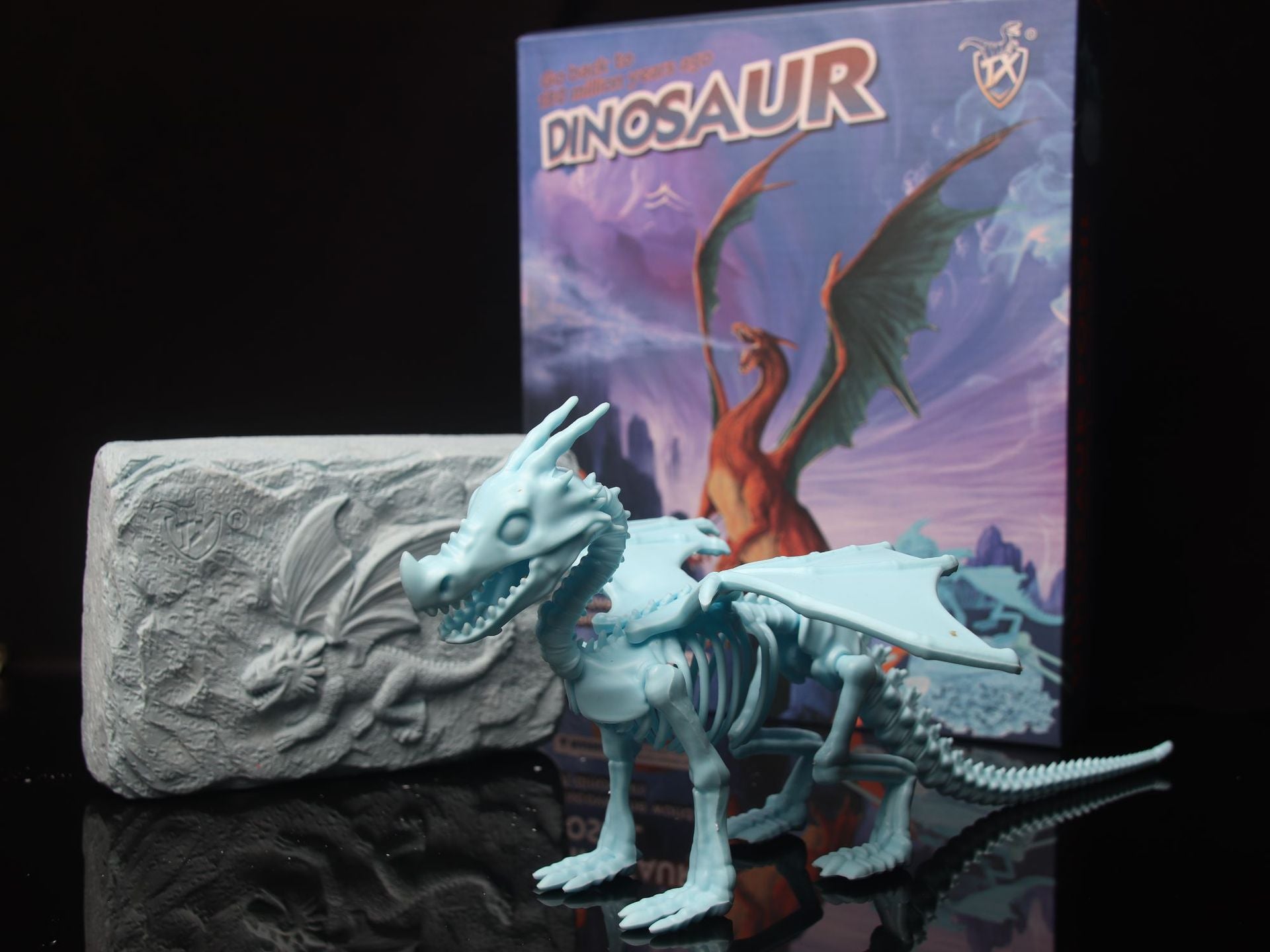 T-Rex Dinosaur Fossil Skeleton Dig Blind Box - Kids DIY Gem Treasure Hunting Archaeological Toy