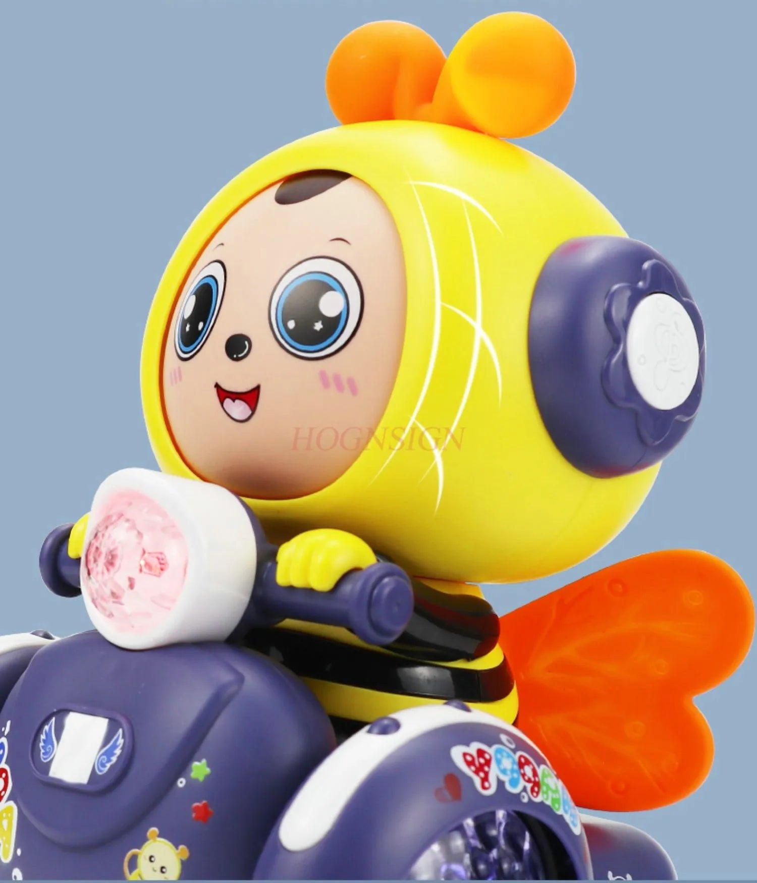 Children's electric face changing bee car  years old, 2 and a half years old, 3 babies with sound and moveme